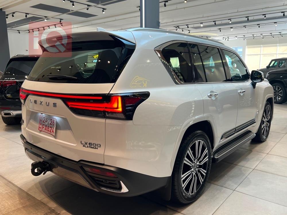 Lexus LX
